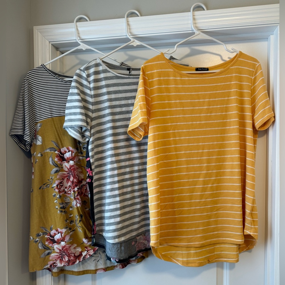 Stitch Fix Pink Clover bundle of 3 shirts size Large